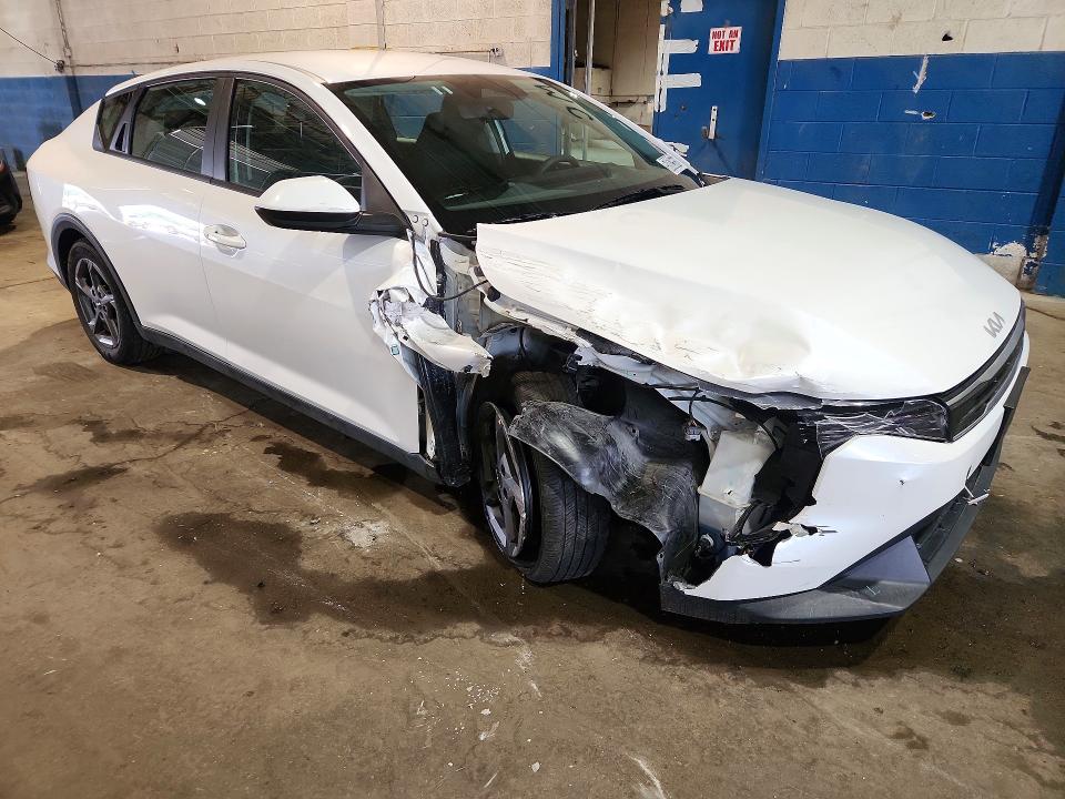 58625556 :رقم المزاد ، 3KPFT4DE6SE061913 vin ، 2025 Kia K4 مزاد بيع