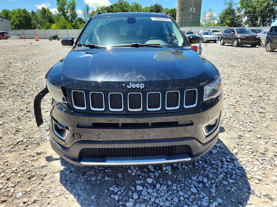 57066296 :رقم المزاد ، 3C4NJDCB9KT806433 vin ، 2019 Jeep Compass مزاد بيع