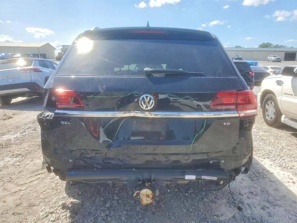 54687476 :رقم المزاد ، 1V2ER2CA9JC523074 vin ، 2018 Volkswagen Atlas مزاد بيع