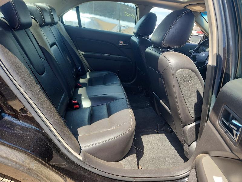 56130426 :رقم المزاد ، 3FAHP0JA7AR365580 vin ، 2010 Ford Fusion مزاد بيع