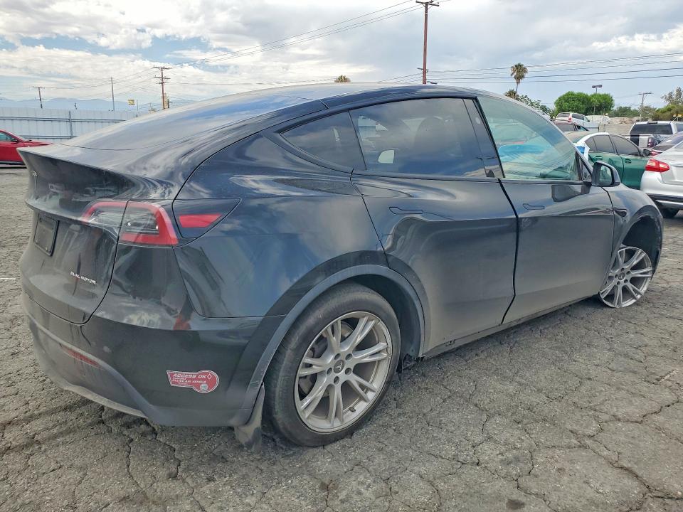 58272086 :رقم المزاد ، 7SAYGDEE3PF884606 vin ، 2023 Tesla Model Y مزاد بيع