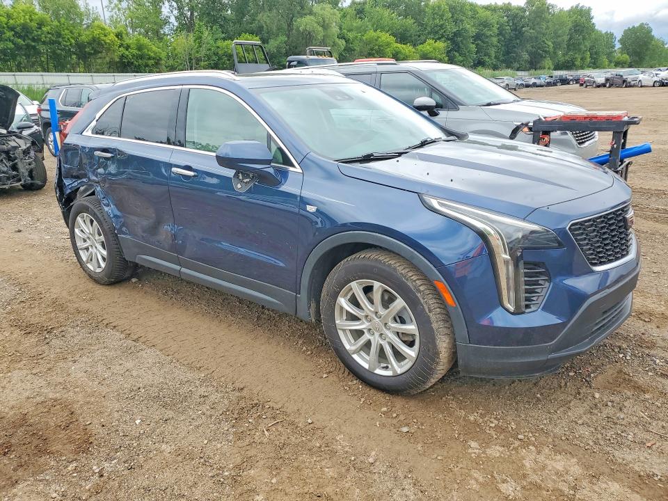 56852946 :رقم المزاد ، 1GYFZBR4XLF025694 vin ، 2020 Cadillac Xt4 مزاد بيع