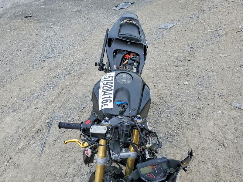 57928416 :رقم المزاد ، JH2PC37015M207906 vin ، 2005 Honda Cbr600 مزاد بيع