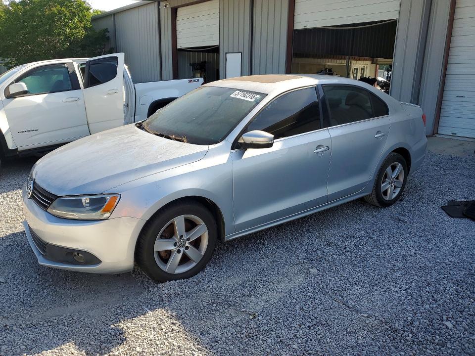 57192316 :رقم المزاد ، 3VWLL7AJ9CM320968 vin ، 2012 Volkswagen Jetta مزاد بيع