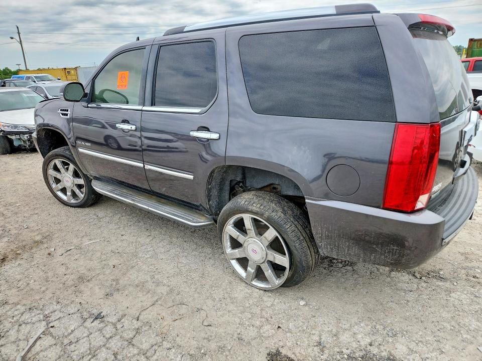 Продажа на аукционе авто 2010 Cadillac Escalade, vin: 1GYUKBEF0AR152615, номер лота: 55492316