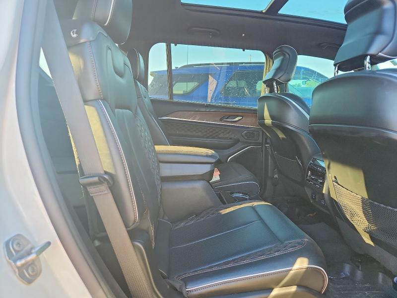 Auction sale of the 2023 Jeep Grand Cherokee, vin: 1C4RJKEG4P8723254, lot number: 56802726