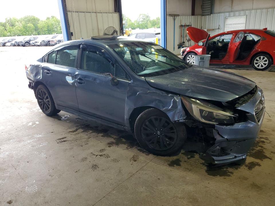 2018 Subaru Legacy მანქანა იყიდება აუქციონზე, vin: 4S3BNAH60J3008883, აუქციონის ნომერი: 57297546