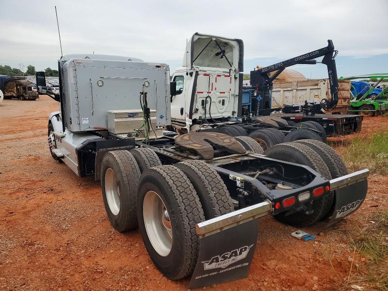 Продаж на аукціоні авто 2018 Peterbilt 579, vin: 1NPBDH9X2JD493968, номер лоту: 55561016