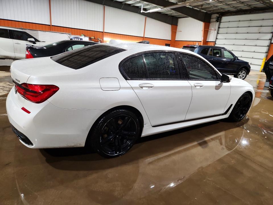 Продаж на аукціоні авто 2016 Bmw 750, vin: WBA7B0C52GGF92213, номер лоту: 55951756