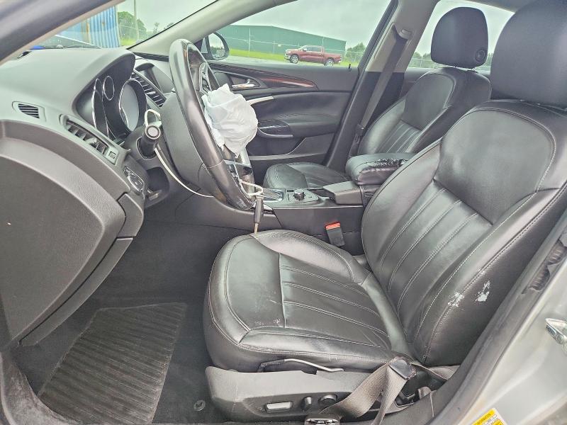 57723266 :رقم المزاد ، W04GU5GC3B1070826 vin ، 2011 Buick Regal مزاد بيع