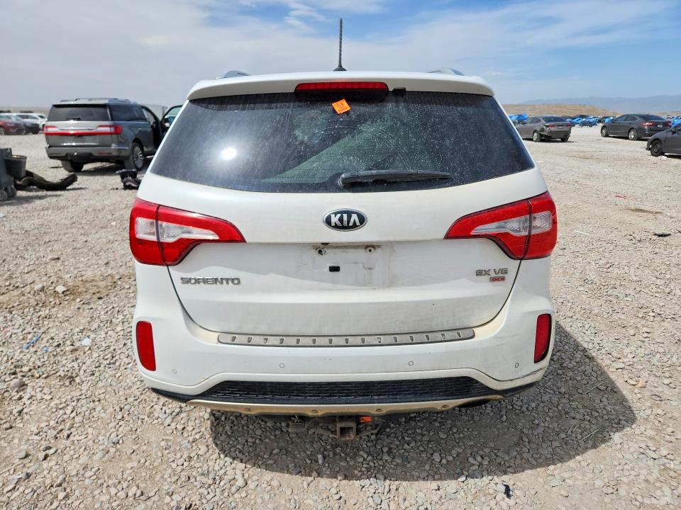 58843746 :رقم المزاد ، 5XYKWDA75FG551568 vin ، 2015 Kia Sorento مزاد بيع