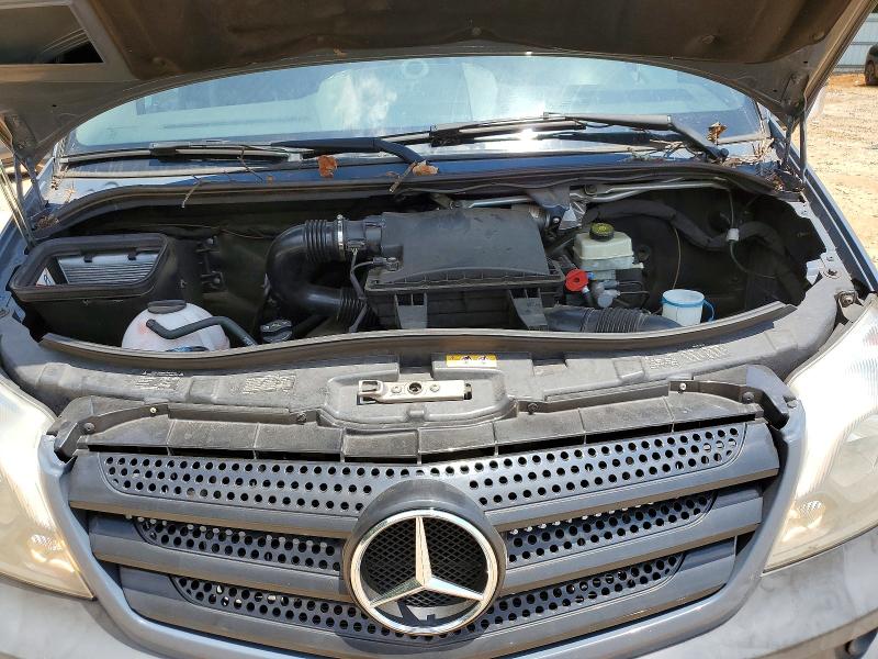 58526166 :رقم المزاد ، WD3PE7CD2JP635182 vin ، 2018 Mercedes-benz Sprinter مزاد بيع