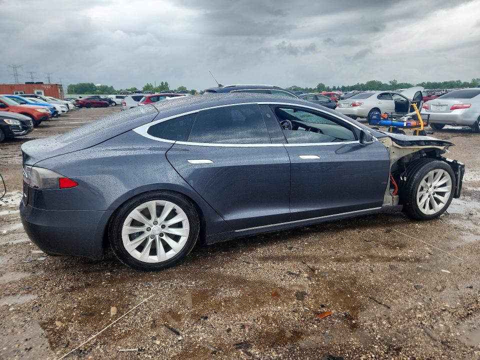 Продаж на аукціоні авто 2018 Tesla Model S, vin: 5YJSA1E22JF274549, номер лоту: 56022466