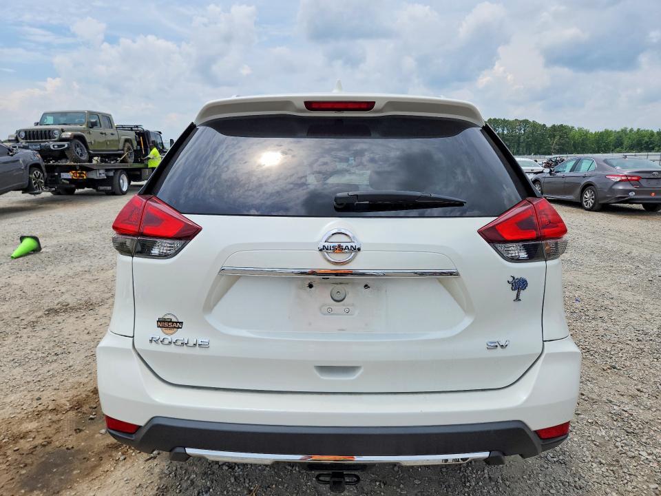 56411306 :رقم المزاد ، KNMAT2MT7JP565933 vin ، 2018 Nissan Rogue مزاد بيع