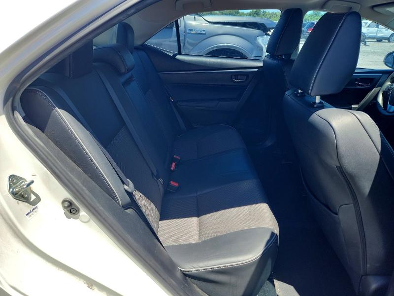 57191476 :رقم المزاد ، 5YFBURHE2FP207702 vin ، 2015 Toyota Corolla مزاد بيع