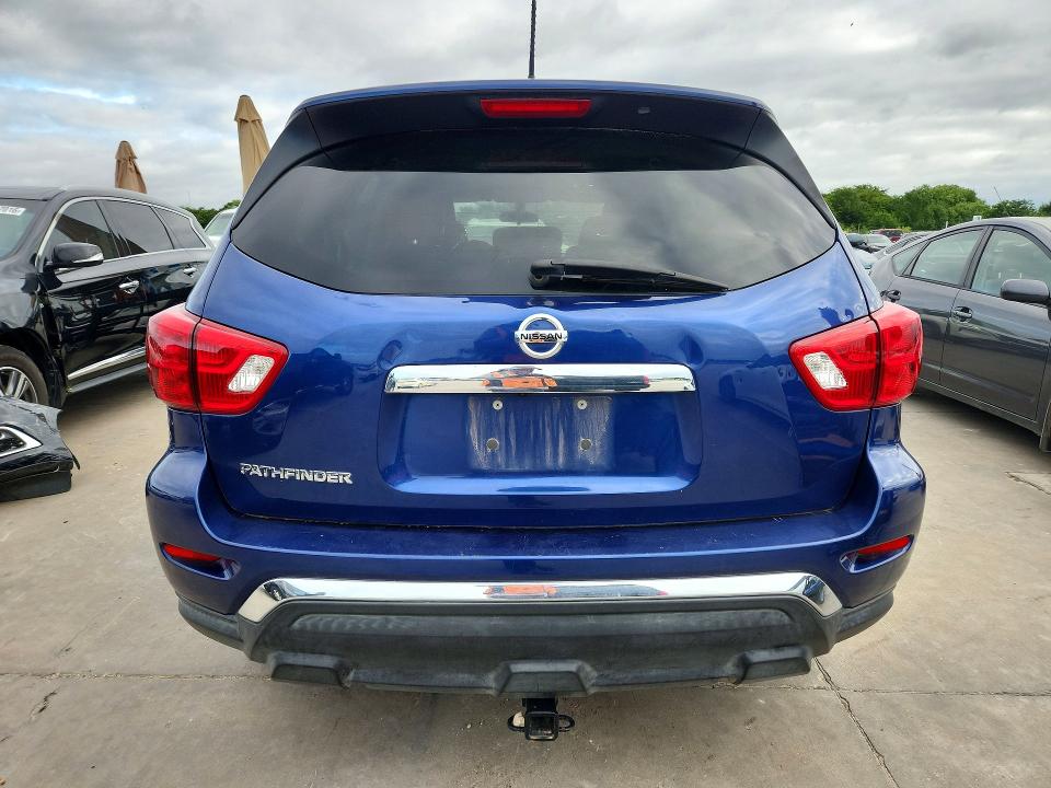 Продажа на аукционе авто 2018 Nissan Pathfinder, vin: 5N1DR2MN7JC670147, номер лота: 56711196