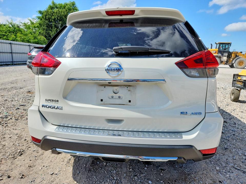 Продаж на аукціоні авто 2017 Nissan Rogue, vin: JN8AT2MV2HW277226, номер лоту: 57039766