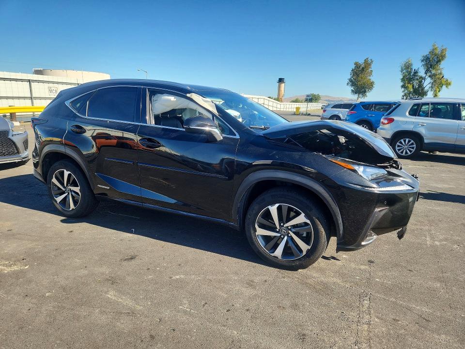 2018 Lexus Nx მანქანა იყიდება აუქციონზე, vin: JTJBJRBZ2J2082371, აუქციონის ნომერი: 57257146