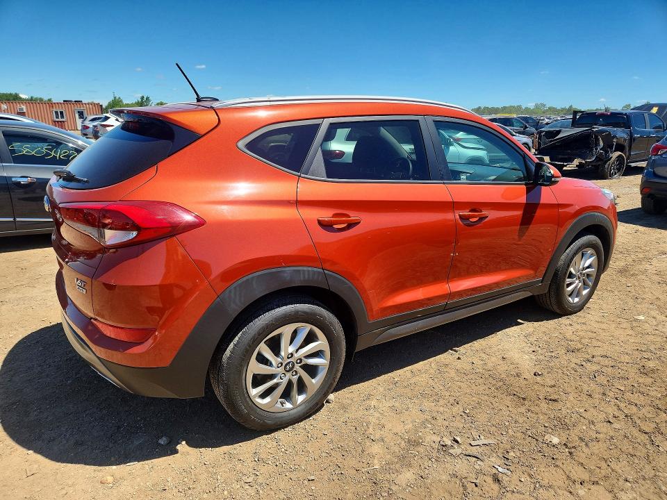2016 Hyundai Tucson მანქანა იყიდება აუქციონზე, vin: KM8J3CA2XGU176615, აუქციონის ნომერი: 57402746