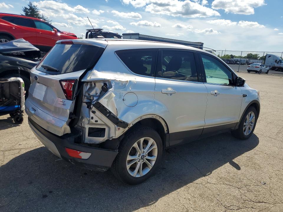Продажа на аукционе авто 2019 Ford Escape, vin: 1FMCU9GD8KUA93923, номер лота: 58702726