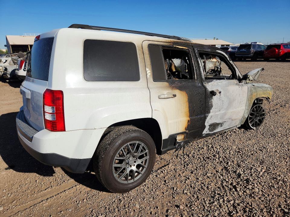 55979496 :رقم المزاد ، 1C4NJRBB8HD106271 vin ، 2017 Jeep Patriot مزاد بيع