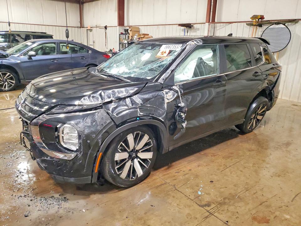 61573116 :رقم المزاد ، JA4J3VA81SZ057037 vin ، 2025 Mitsubishi Outlander مزاد بيع