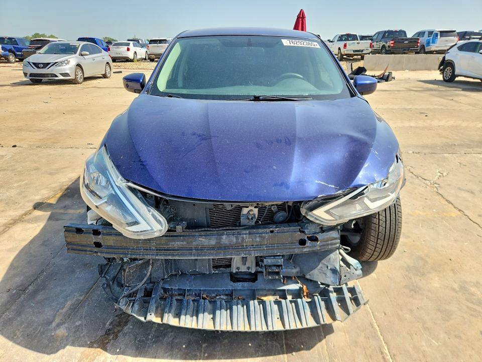 Продаж на аукціоні авто 2019 Nissan Sentra, vin: 3N1AB7AP0KY305867, номер лоту: 76292365