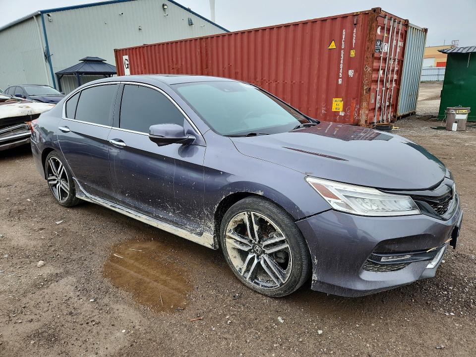 Продаж на аукціоні авто 2017 Honda Accord, vin: 1HGCR3F94HA800429, номер лоту: 56563616