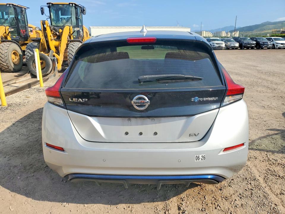2021 Nissan Leaf მანქანა იყიდება აუქციონზე, vin: 1N4AZ1CV6MC554208, აუქციონის ნომერი: 55656026