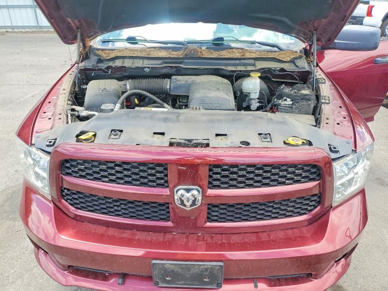 56433996 :رقم المزاد ، 1C6RR7FG3JS138607 vin ، 2018 Ram 1500 مزاد بيع
