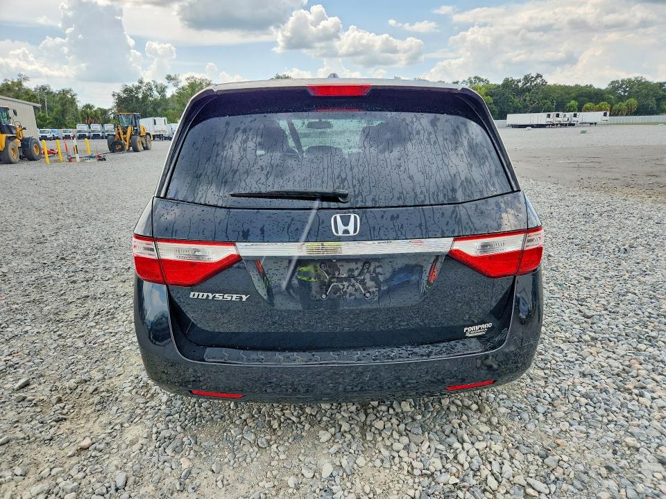 59142246 :رقم المزاد ، 5FNRL5H6XBB102950 vin ، 2011 Honda Odyssey مزاد بيع