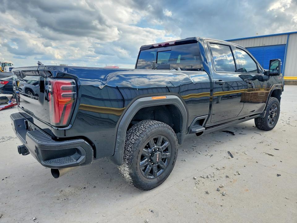 57022076 :رقم المزاد ، 1GT49VEY2RF138636 vin ، 2024 Gmc Sierra مزاد بيع