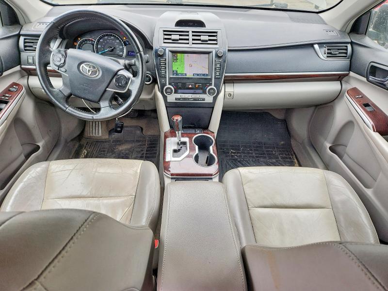 53477996 :رقم المزاد ، 4T1BK1FK4CU510880 vin ، 2012 Toyota Camry مزاد بيع