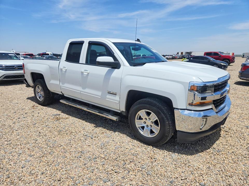 57204156 :رقم المزاد ، 2GCRCREC4J1109444 vin ، 2018 Chevrolet Silverado مزاد بيع