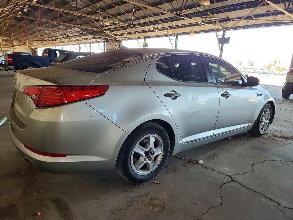 2013 Kia Optima მანქანა იყიდება აუქციონზე, vin: KNAGM4A73D5350024, აუქციონის ნომერი: 57194886