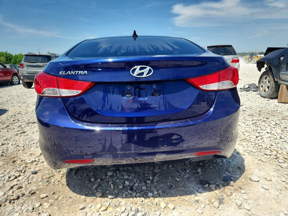 Продажа на аукционе авто 2012 Hyundai Elantra, vin: 5NPDH4AE1CH147558, номер лота: 55893106