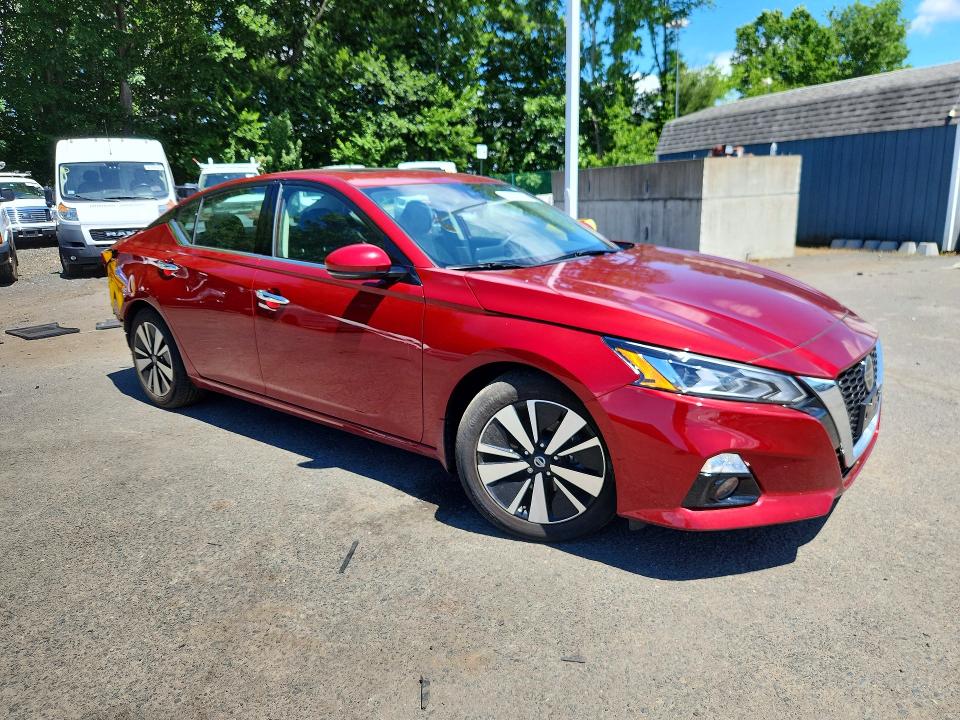 57379746 :رقم المزاد ، 1N4BL4EV3NN423666 vin ، 2022 Nissan Altima مزاد بيع