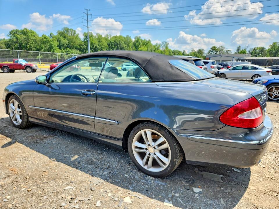 59003196 :رقم المزاد ، WDBTK56F28F249505 vin ، 2008 Mercedes-benz Clk مزاد بيع