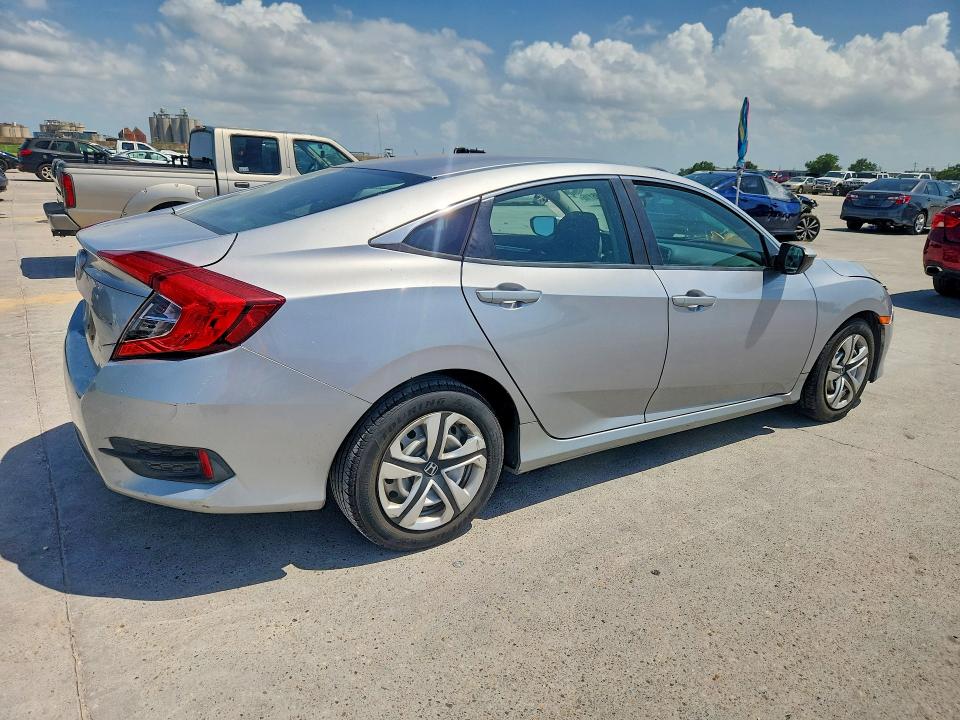 58255116 :رقم المزاد ، 19XFC2F51GE051153 vin ، 2016 Honda Civic مزاد بيع