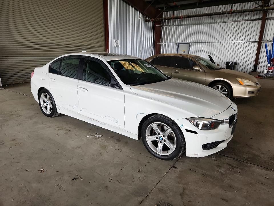 58389436 :رقم المزاد ، WBA3D3C54EK155220 vin ، 2014 Bmw 328 مزاد بيع