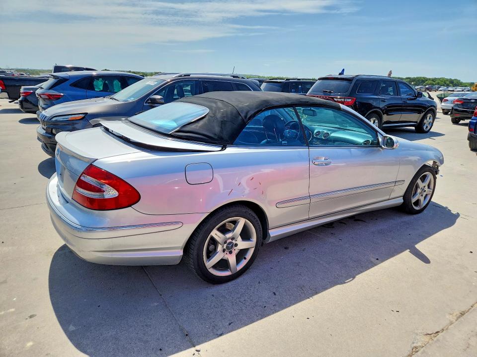 58491936 :رقم المزاد ، WDBTK75G35T035402 vin ، 2005 Mercedes-benz Clk مزاد بيع