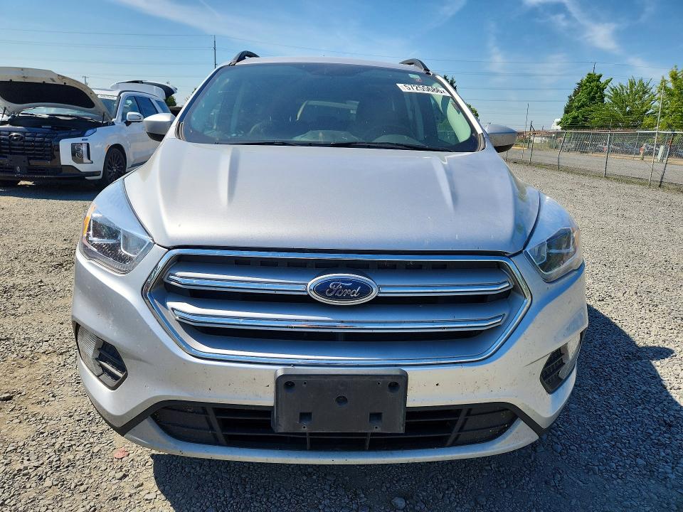 Продаж на аукціоні авто 2019 Ford Escape, vin: 1FMCU9HD9KUC05515, номер лоту: 57255686