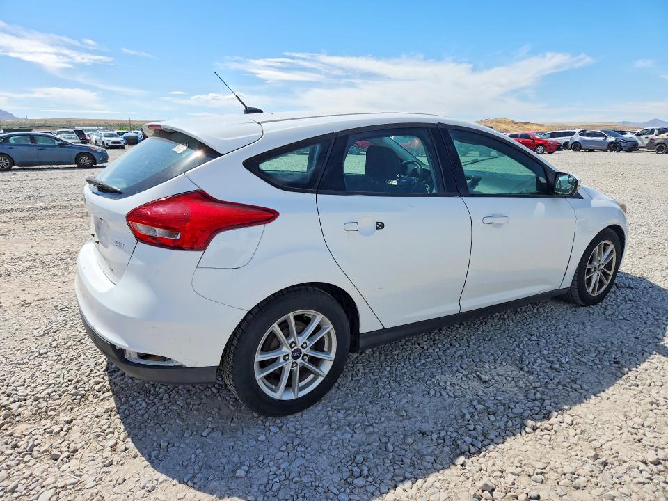 55946846 :رقم المزاد ، 1FADP3K22FL281986 vin ، 2015 Ford Focus مزاد بيع