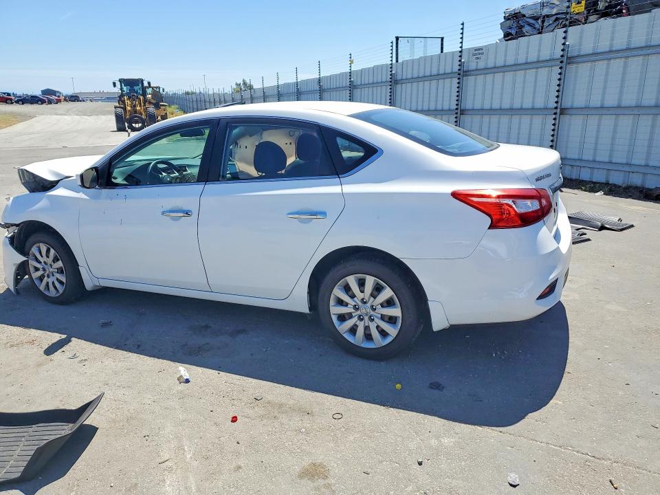 Продажа на аукционе авто 2018 Nissan Sentra, vin: 3N1AB7AP9JY338252, номер лота: 55465346