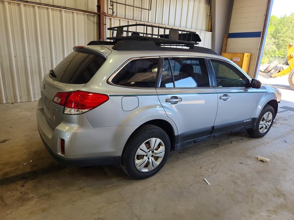 2013 Subaru Outback მანქანა იყიდება აუქციონზე, vin: 4S4BRCAC7D3237013, აუქციონის ნომერი: 55371586