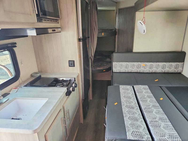 54414286 :رقم المزاد ، 5ZT2CAGCXPK005807 vin ، 2023 Coach Cata184bhs مزاد بيع