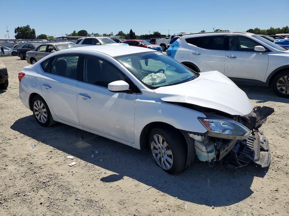 58491166 :رقم المزاد ، 3N1AB7AP4JY311380 vin ، 2018 Nissan Sentra مزاد بيع
