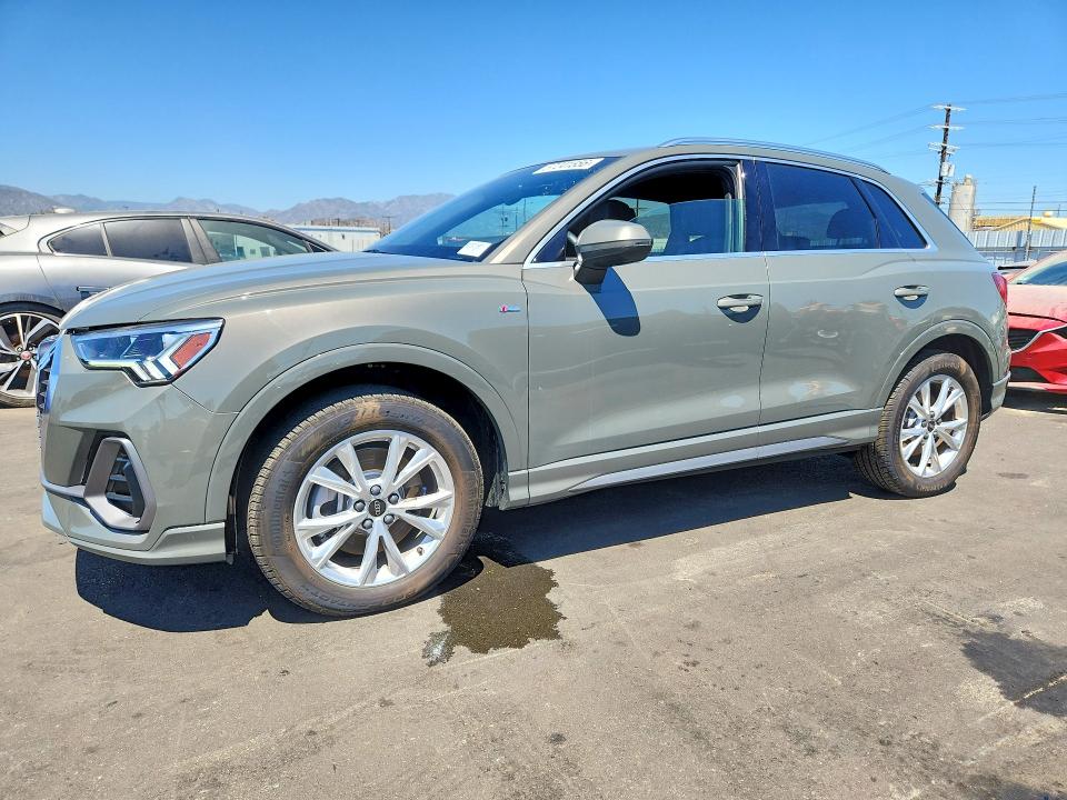 2025 Audi Q3 მანქანა იყიდება აუქციონზე, vin: WA1DECF38S1087157, აუქციონის ნომერი: 57241556