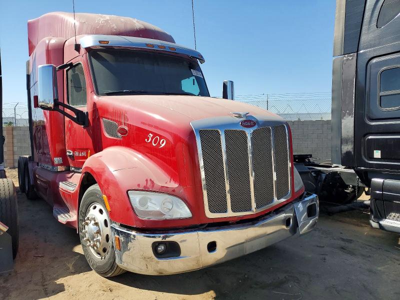Продажа на аукционе авто 2016 Peterbilt 579, vin: 1XPBD49X8GD327509, номер лота: 57605736