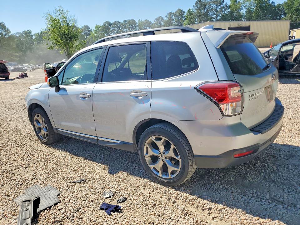 Продажа на аукционе авто 2017 Subaru Forester, vin: JF2SJAWC2HH426705, номер лота: 56043166